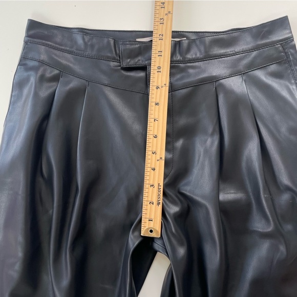 HUDSON Jeans Women's Black Pleated Rosie Faux Leather Wide Leg Pants Size 30 - Picture 11 of 12